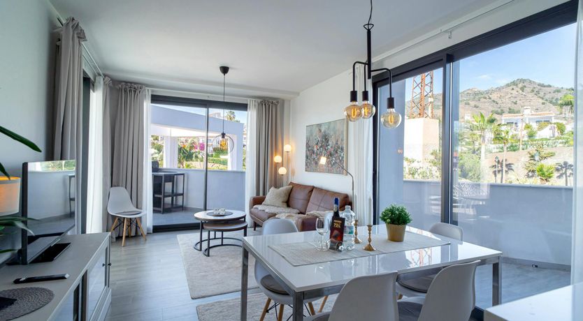 Photo of Sea & Sierra