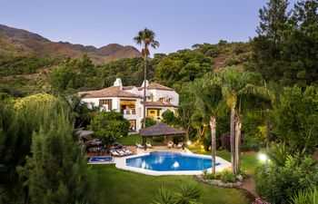 The Topaz Holiday Home