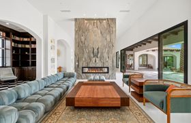 Photo of quiet-desert-skies