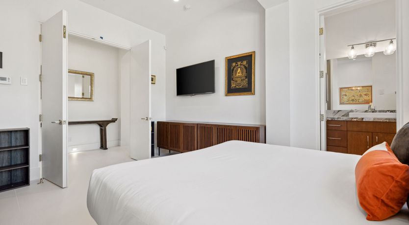 Photo of Quiet Desert Skies