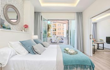 Malaga Gold Holiday Home