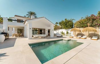 Light of the Mountain Holiday Home