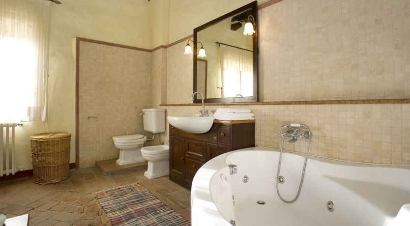 Photo of Warm Italian Ambience
