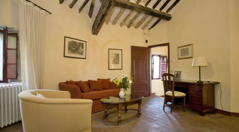 Photo of Warm Italian Ambience