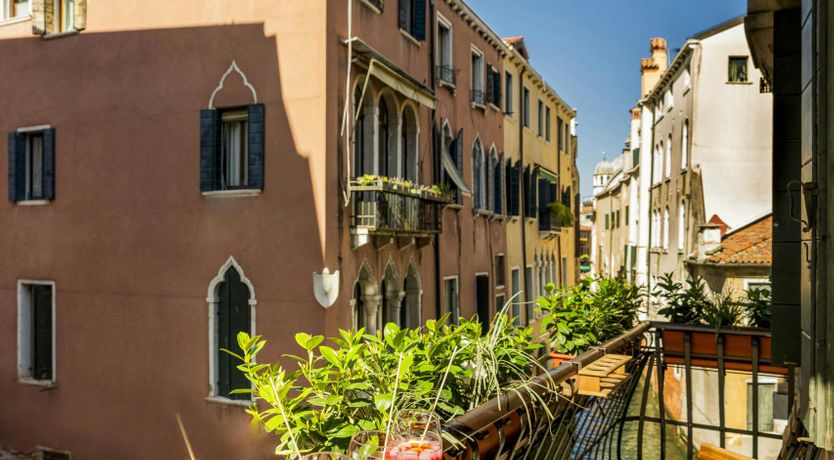 Photo of The Yacht Club