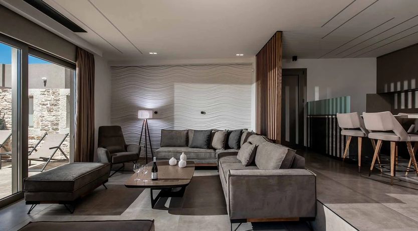 Photo of Chic Stillness