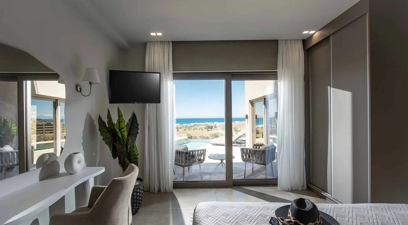 Photo of Chic Stillness