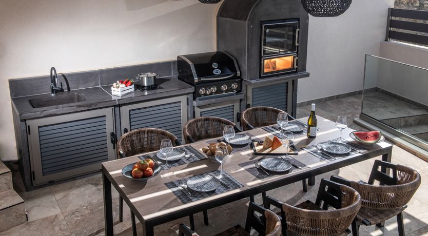 Photo of Chic Stillness