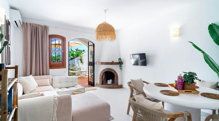 Photo of Raffia & Rattan