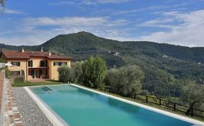 Photo of Tuscan Vistas