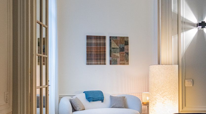 Photo of Parisian Velvet