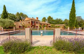 Photo of roussillon-retreat