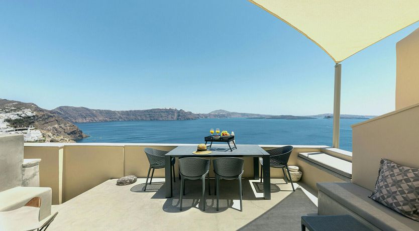Photo of Oia Serenity
