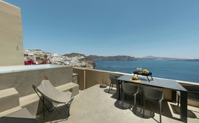 Photo of Oia Serenity
