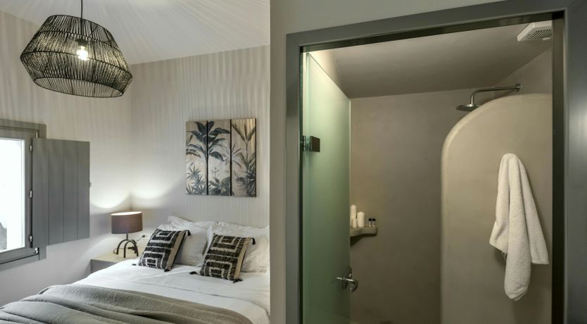 Photo of Oia Serenity