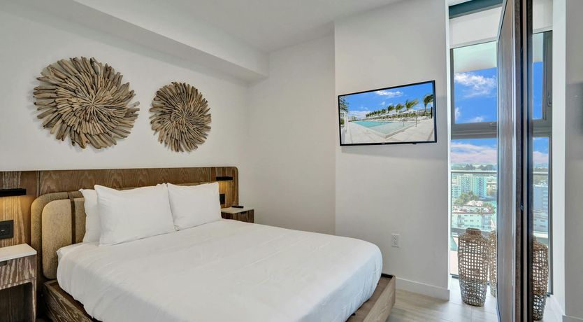 Photo of Miami Calling