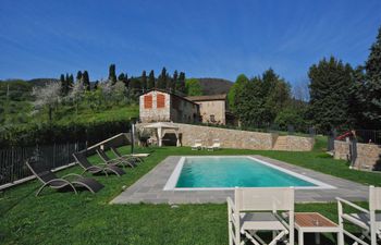 Sun & Vista Holiday Home