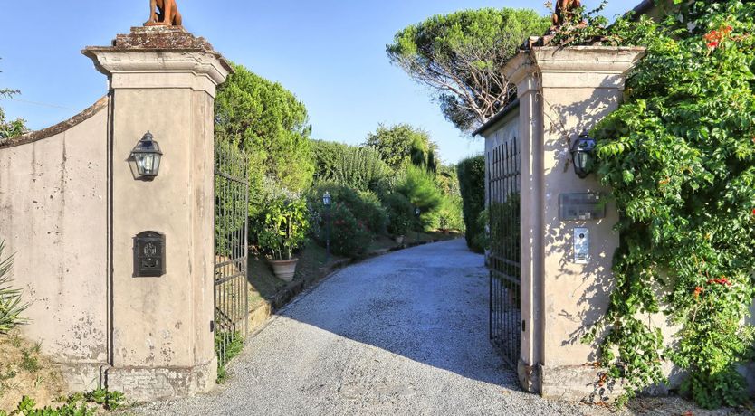 Photo of Luminous Tuscan Charm