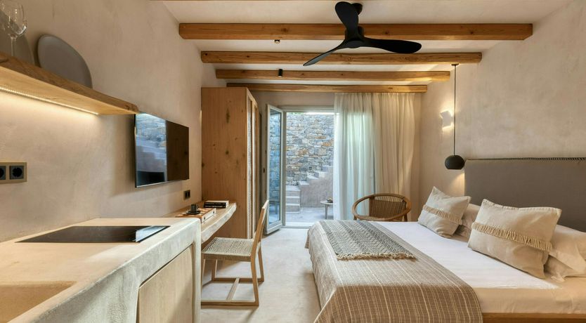 Photo of Tranquil Shoreline