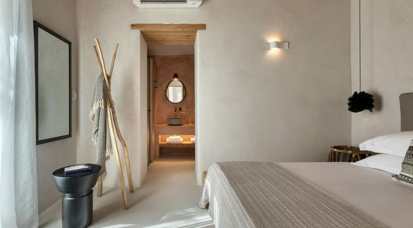 Photo of Tranquil Shoreline