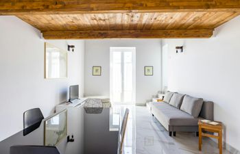 Saint Light Holiday Home