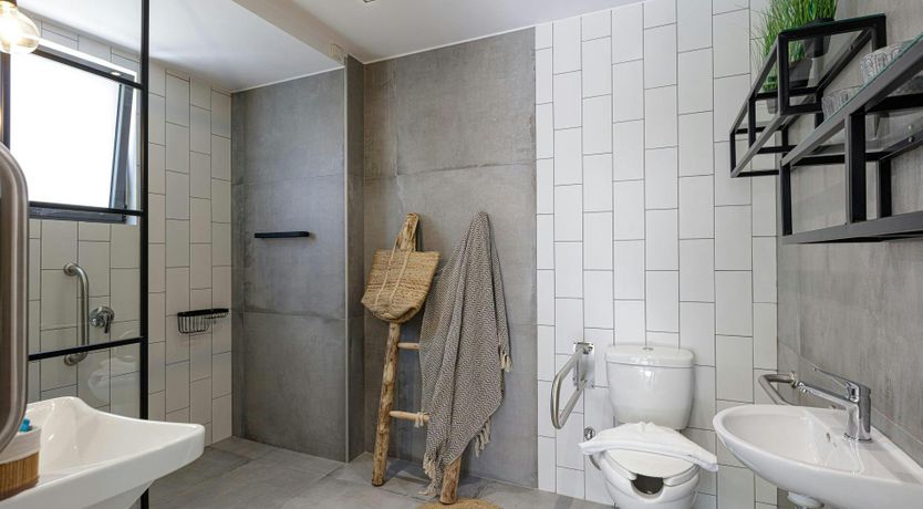 Photo of The Grand Cliff