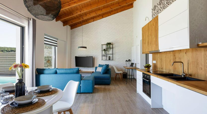 Photo of The Grand Cliff