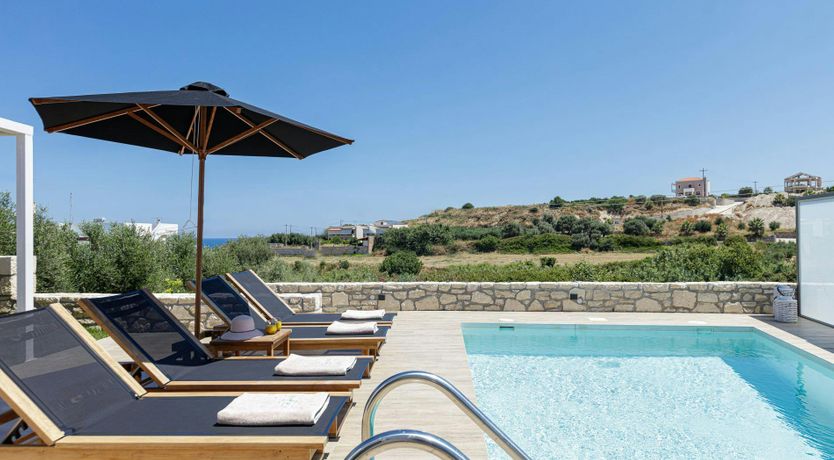 Photo of The Grand Cliff