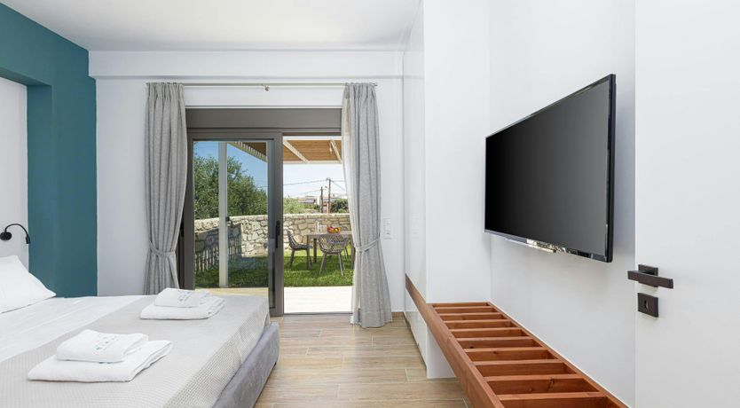 Photo of The Grand Cliff