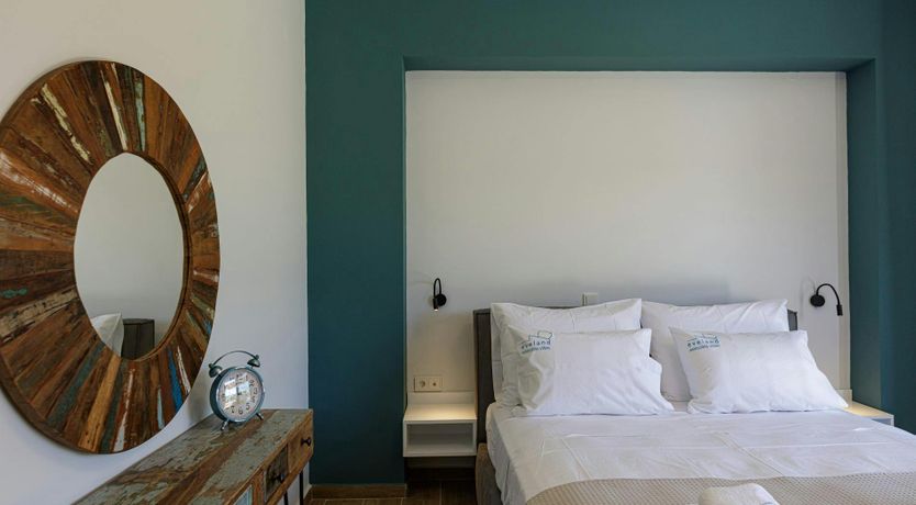 Photo of The Grand Cliff