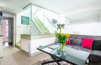 Neal's Rooftop Retreat Holiday Home