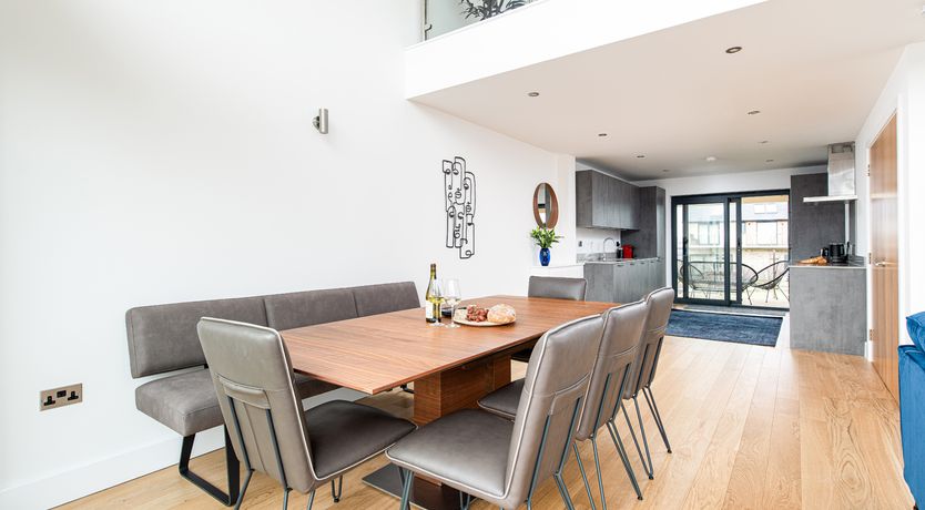 Photo of Keep Looking Up