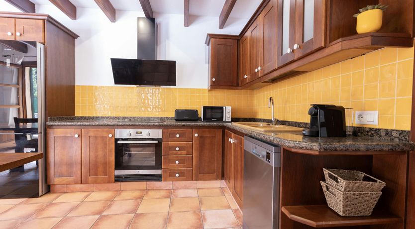 Photo of The Lively Coast