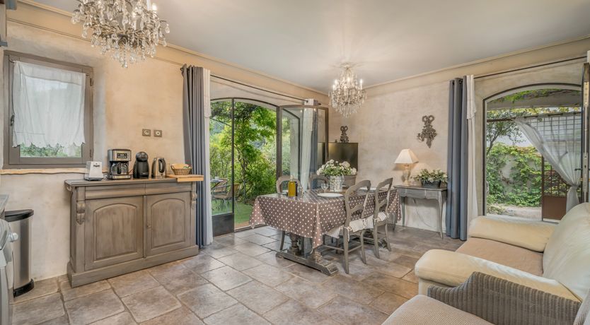 Photo of Luberon Reverie
