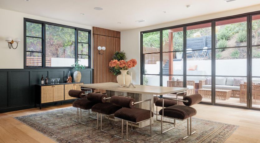 Photo of Crests of Glamour