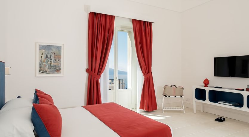 Photo of Harbour & Shadow