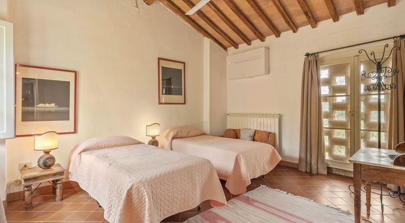 Photo of Tuscan Promise