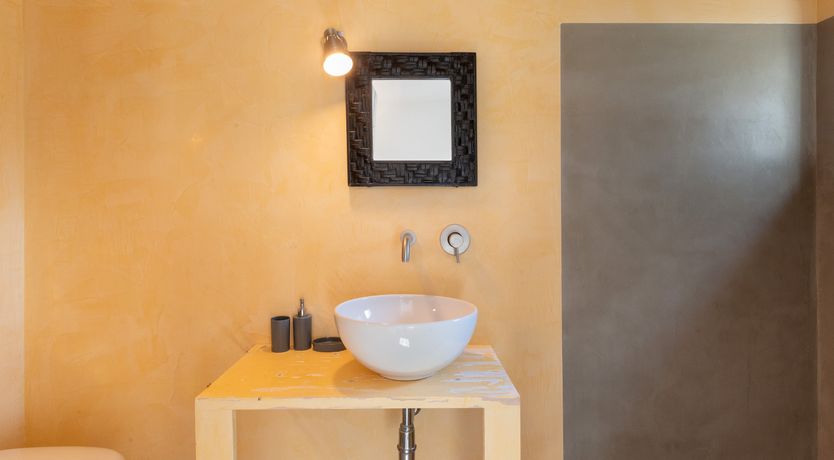 Photo of Opulent Domain