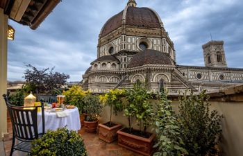 Grand Piazza Vista Holiday Home