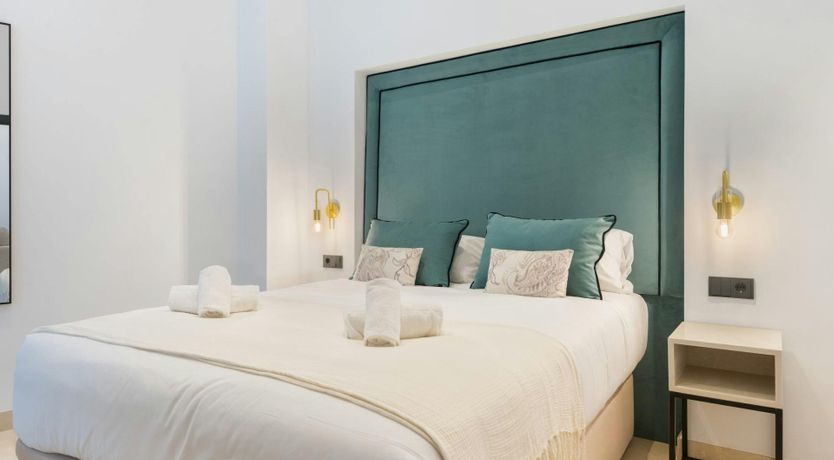 Photo of A Spanish Note