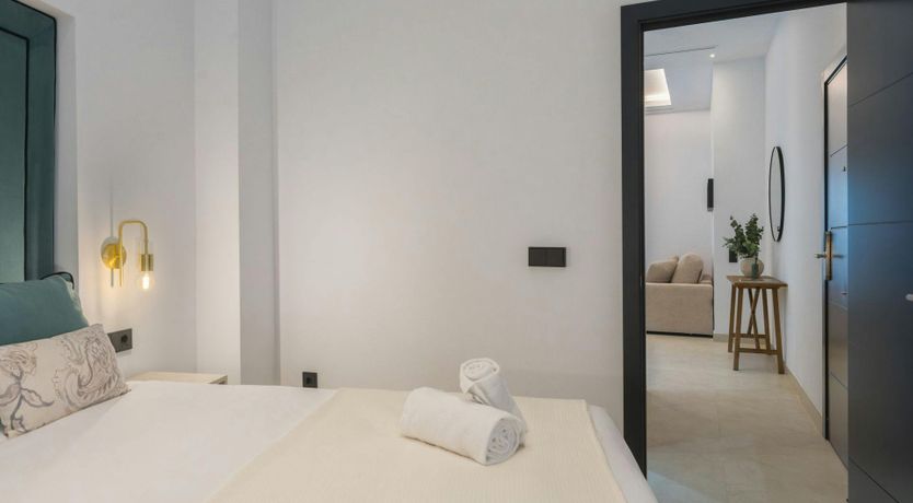 Photo of A Spanish Note