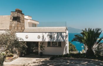 Opulent Villa Holiday Home