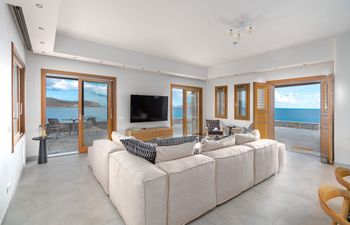 Moonlight Love Holiday Home