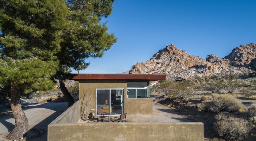 Photo of Modernist Cabin