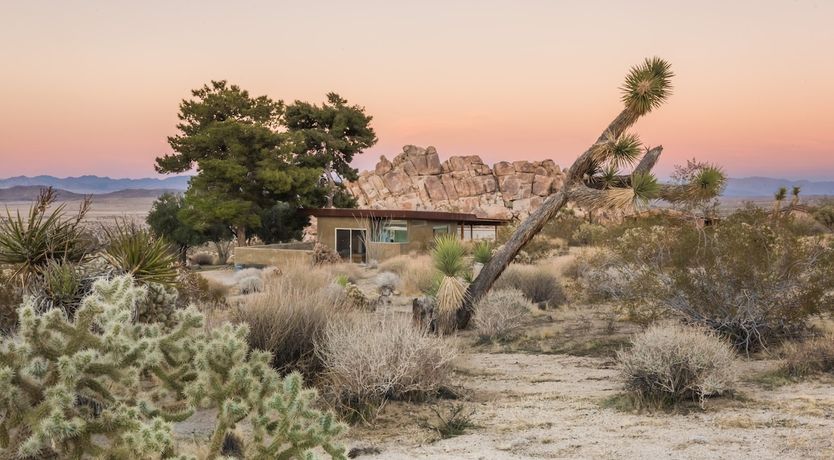Photo of Modernist Cabin