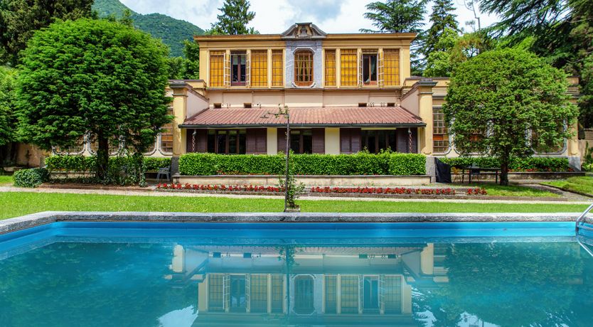 Photo of Lake Como Jewel