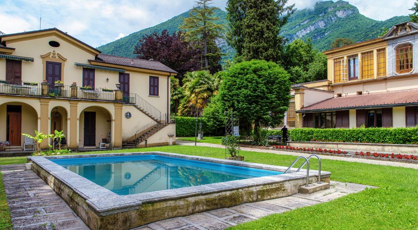 Photo of Lake Como Jewel