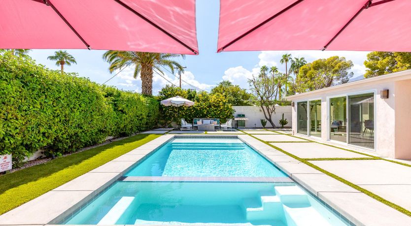 Photo of Tropical Whisper