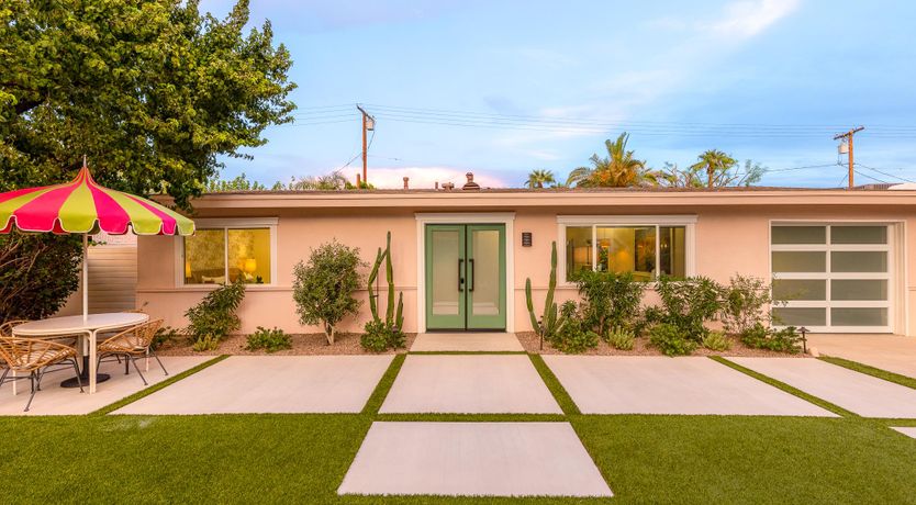 Photo of Tropical Whisper