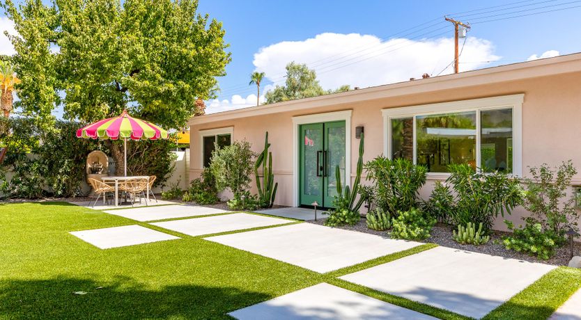 Photo of Tropical Whisper